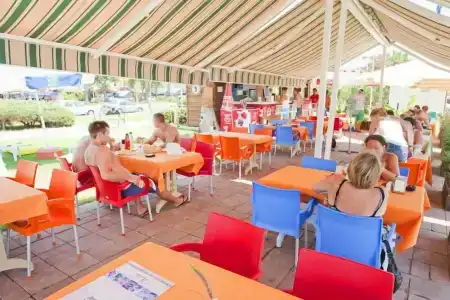 Lavinia Apart & - 52