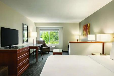 Radisson Portland Airport - 61