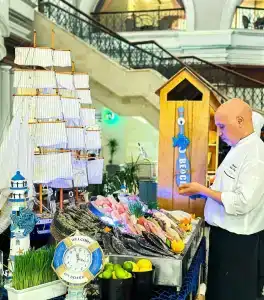 Mövenpick & Apartments Bur Dubai - 40