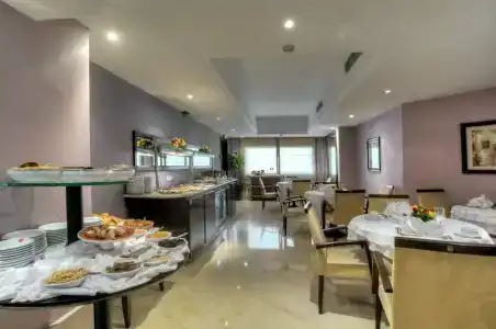 Ramada Plaza Tunis - 9