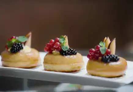 Mövenpick & Apartments Bur Dubai - 37