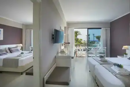 Pavlo Napa Beach - 92