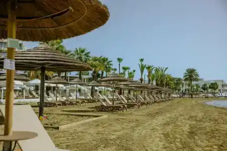 Golden Bay Beach - 32