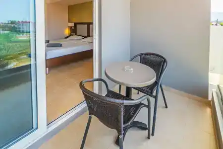 White Olive Premium Laganas - 57