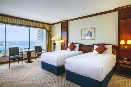 Corniche Abu Dhabi - 19