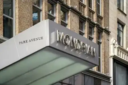 Mondrian Park Avenue - 4
