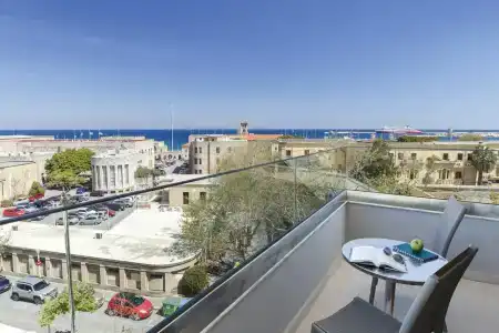 Best Western Plus Plaza - 80