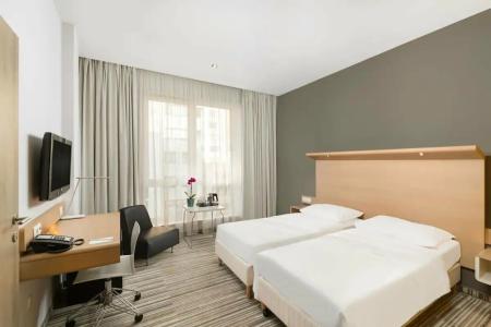 Park Inn By Radisson Budapest - 36