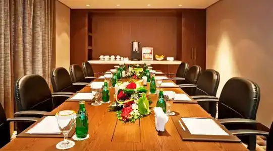 Oaks Liwa Executive Suites - 7