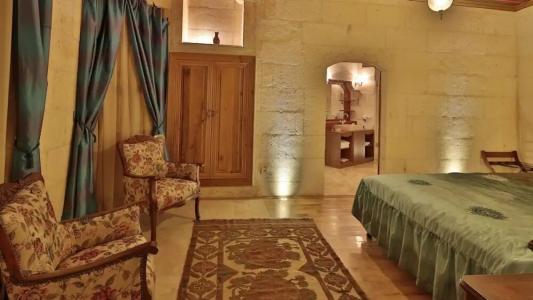 Golden Cave Suites - 75