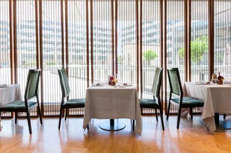 Eurostars Grand Marina GL - 50