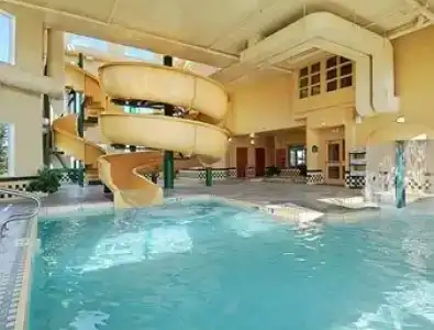 Wingate by Wyndham - Edmonton West - 4
