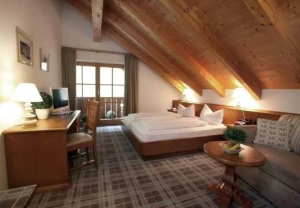 Blaue Gams ***S - 44