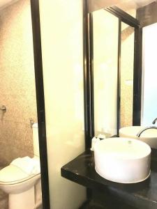 The Green Plaza - 93