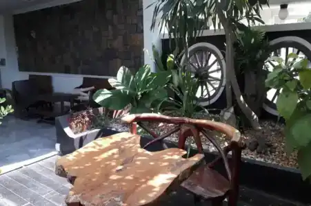 Garden Paradise - 10