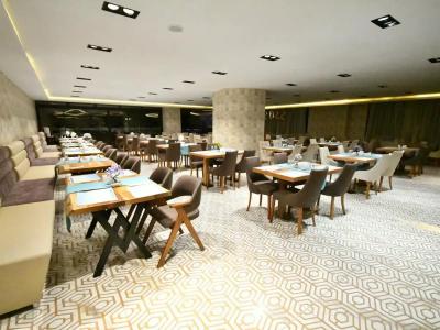 Snowflake Dag & SPA - 11