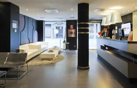 Ilunion Almirante - 74