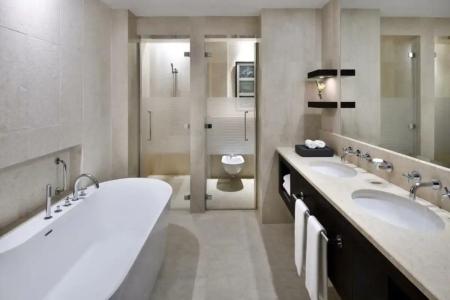 Address Montgomerie - 71