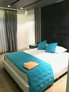 Oyster Boutique - 54