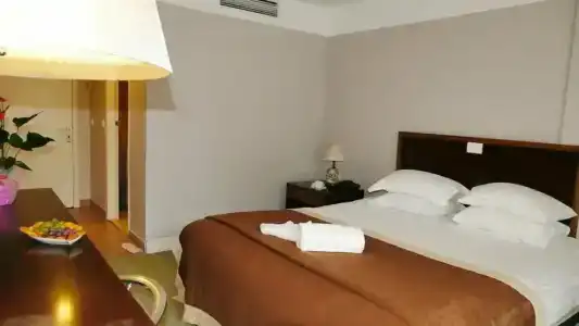TALEN OTEL - 61