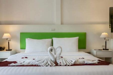 Armoni Patong Beach - 37