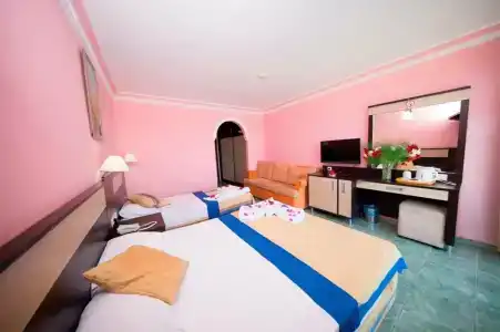 First Class - All Inclusive - 74