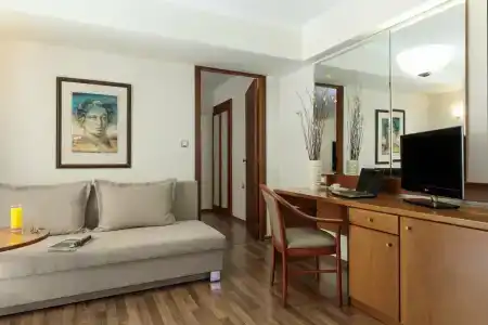 Best Western Plus Plaza - 32