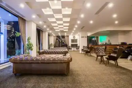 Karpalas City & Spa - 30