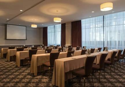 Chicago Downtown, Autograph Collection - 86