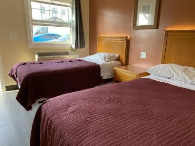 Lincoln Park Motel - 46