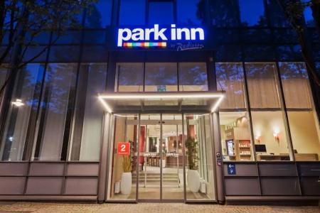 Park Inn by Radisson Dresden - 16