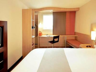 ibis Paris Ornano Montmartre Nord 18eme - 25