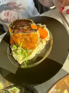 Unique Life Style - 44