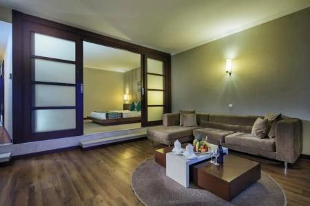 Catamaran Quality Times - 22