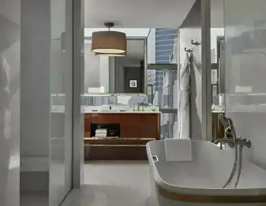 Rosewood Bangkok - 35