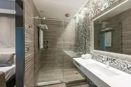 Catalonia Barcelona Plaza - 64