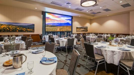 Best Western Plus GranTree Inn - 92