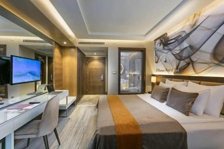 B Business & Spa - 63