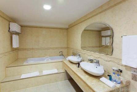 Kempinski Khan Palace - 11