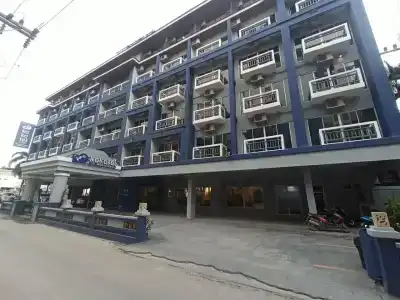 Kokotel Pattaya South Beach - 49