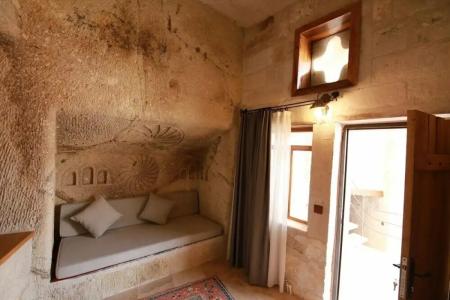 Sarnich Cave Suites - 19