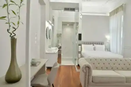 1900 ATHENIAN HOUSE - 13