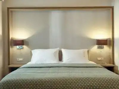 Pilot Beach Resort - 44