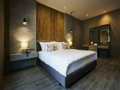 Sand Dollar Boutique - 2