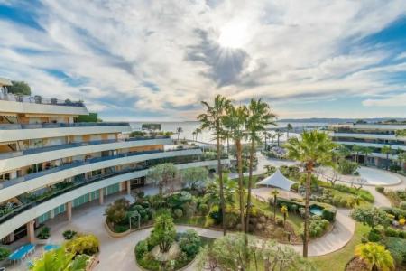 Holiday Inn Nice - Port St Laurent, an IHG - 65