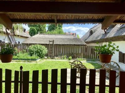 The Houses of History - anno 1830 - 36