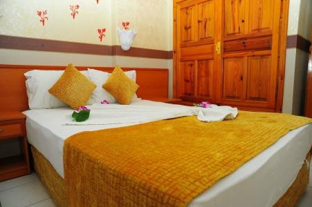 Best Life Apart - 28