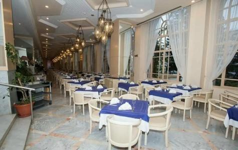 Riviera - Family and couples only - 93