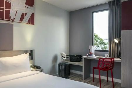 ibis Bangkok IMPACT - 53