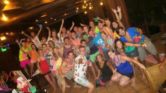 First Villa Beach Resort - 22